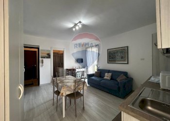 Sala da pranzo - Monolocale Corso Tripoli
 
37, Vieste - foto 4