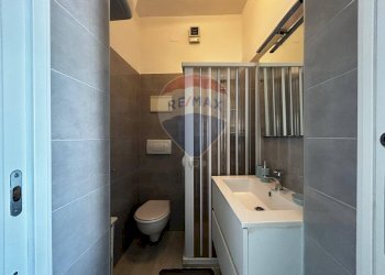 Bagno - Monolocale Corso Tripoli
 
37, Vieste - foto 10