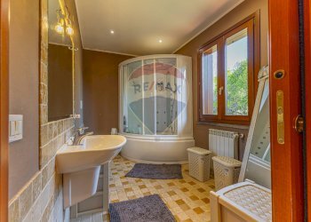 Bagno - Villa Str. Vicinale Logulentu Badde Tolta
 
snc, Sennori - foto 37