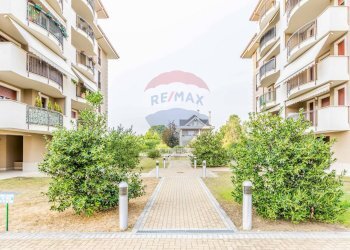 Edificio all\'aperto - Trilocale Piermarini
 
15, Busto Arsizio - foto 19