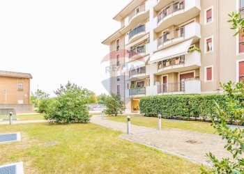 Edificio all\'aperto - Trilocale Piermarini
 
15, Busto Arsizio - foto 24