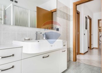 Bagno - Trilocale Piermarini
 
15, Busto Arsizio - foto 20