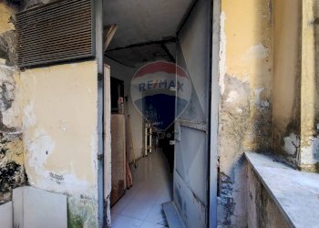 Balcone - Locale Commerciale Via Arco Mirelli
30, Napoli - foto 7