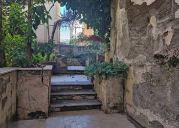 Giardino - Locale Commerciale Via Arco Mirelli
30, Napoli - foto 12