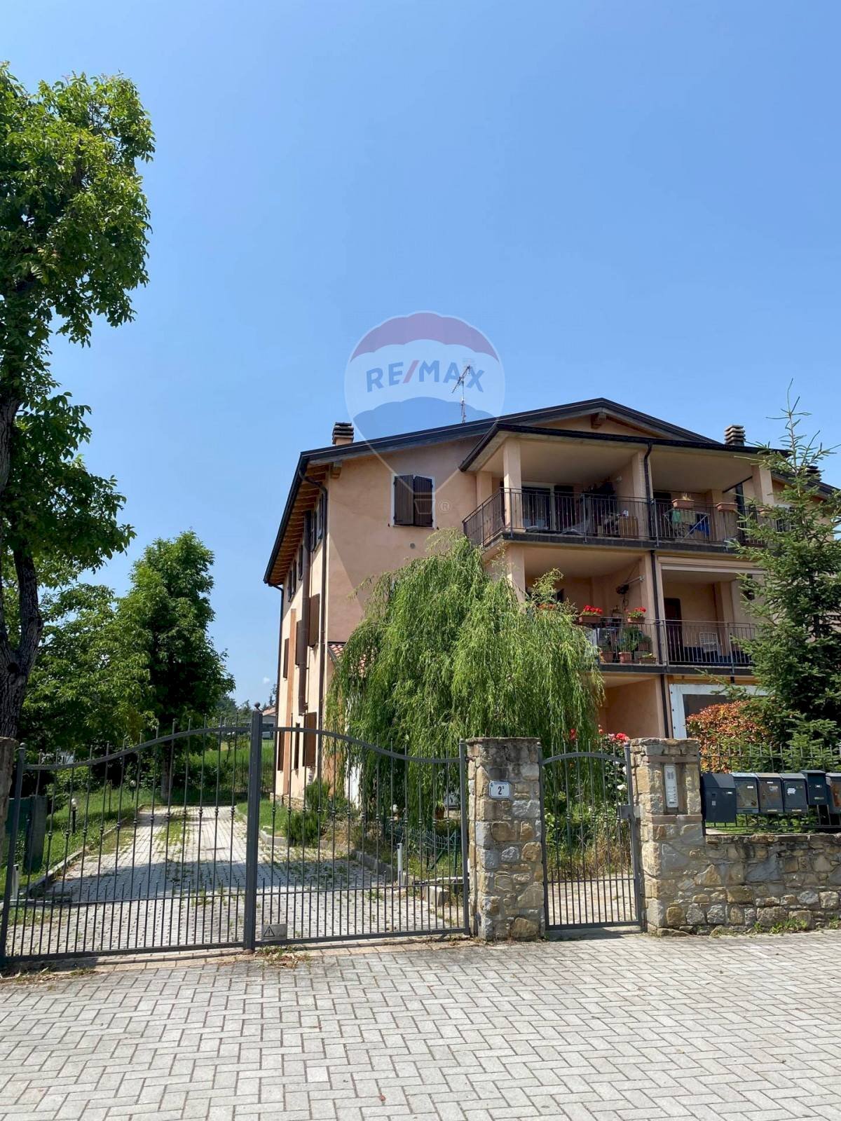 Edificio all\'aperto - Quadrilocale Via Fornacione
12, Castelnovo ne' Monti - foto 2