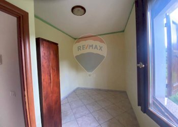 Stanza vuota - Four-room apartment Via Fornacione
 
12, Castelnovo ne' Monti - photo 17