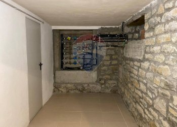 Non correlato - Four-room apartment Via Fornacione
 
12, Castelnovo ne' Monti - photo 20