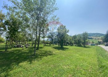 Giardino - Four-room apartment Via Fornacione
 
12, Castelnovo ne' Monti - photo 23