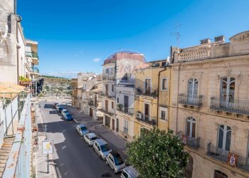 Edificio all\'aperto - Casa semi indipendente Via Roma
 
23, Ragusa - foto 18