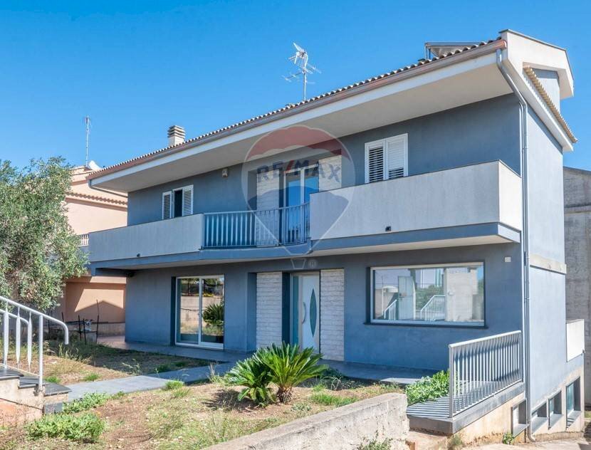 Casa all\'aperto - Villa via Alberto Sordi
 
34, Ragusa - photo 1