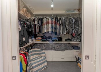 Cabina armadio - Villa via Alberto Sordi
 
34, Ragusa - foto 31