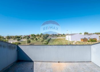 Terrazza - Villa via Alberto Sordi
 
34, Ragusa - foto 6