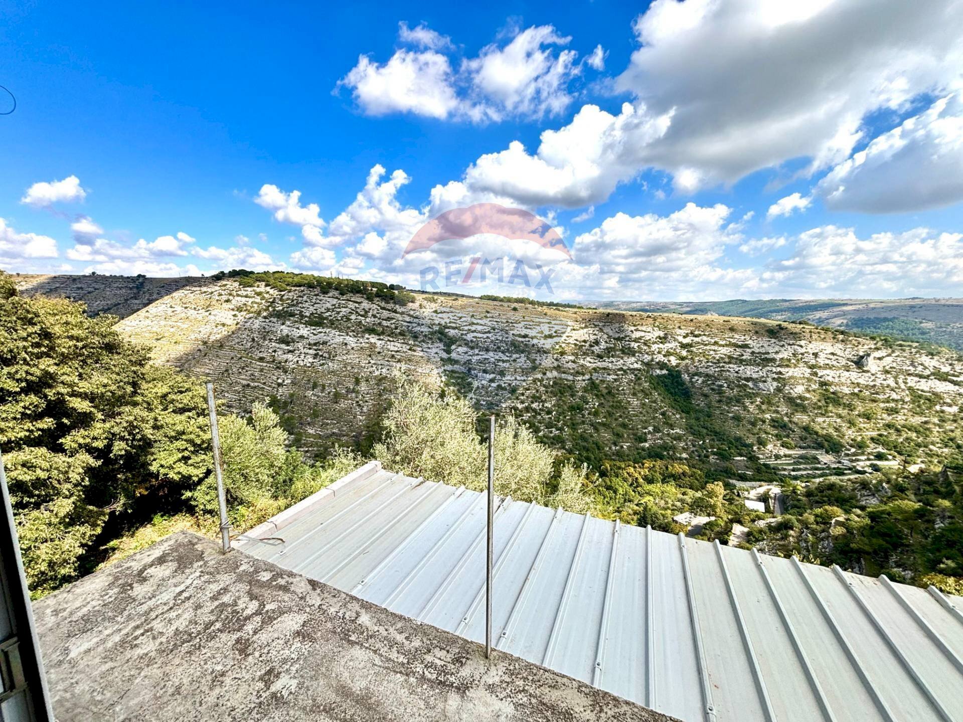 Vista delle montagne - Casa indipendente Via Generale Cadorna
 
5, Ragusa - foto 3