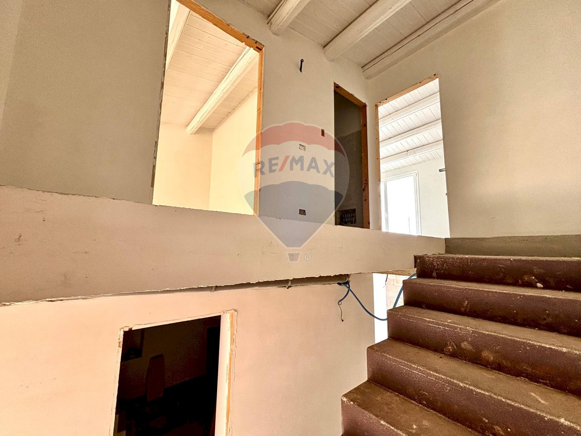 Scale - Independent house Via Generale Cadorna
 
5, Ragusa - photo 3