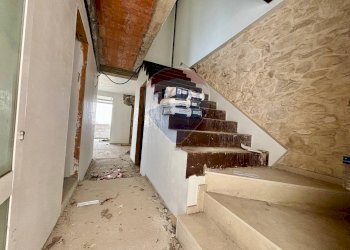 Scale - Casa indipendente Via Generale Cadorna
 
5, Ragusa - foto 4