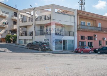 Edificio all\'aperto - Casa indipendente via francesco brancato
 
1, Santa Croce Camerina - foto 1