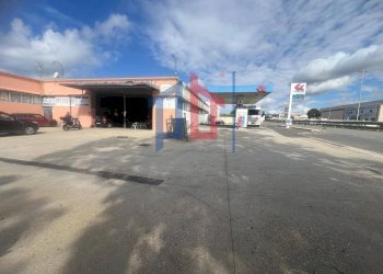 Foto 9 - Locale Commerciale Via Alfio Flores, Civitavecchia - foto 9