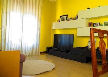 Salone - Quadrilocale via Monsignor Evasio Colli, 18, Parma - foto 1