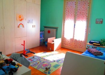 Camera da letto - Quadrilocale via Monsignor Evasio Colli, 18, Parma - foto 13