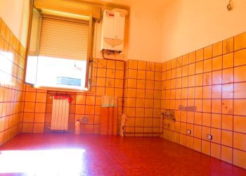 Salone - Trilocale via Pedemontana per Bannone, 14, Traversetolo - foto 5