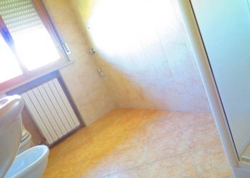 Bagno - Trilocale via Pedemontana per Bannone, 14, Traversetolo - foto 8