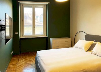 Camera da letto - Two-room apartment via San Quintino, 4/bis, Torino (neighborhood Centro) - photo 19