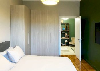 Camera da letto - Two-room apartment via San Quintino, 4/bis, Torino (neighborhood Centro) - photo 23
