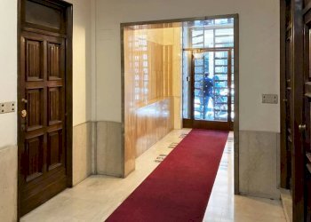 Interno palazzo - Two-room apartment via San Quintino, 4/bis, Torino (neighborhood Centro) - photo 34