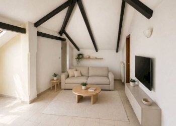 Salone - One-room apartment via Villa Giusti, 1, Torino - photo 1