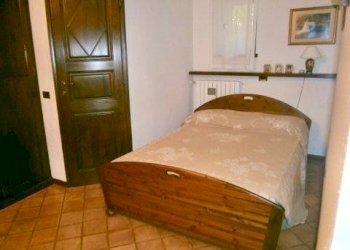 Camera da letto - Bilocale via Giuseppe Mazzini, 22, Bardonecchia - foto 33