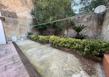 Foto 7 - Trilocale Via Giardini Reali
 
33/18, Caserta - foto 7