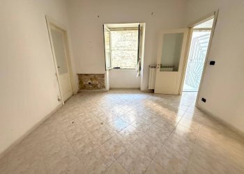 Foto 12 - Trilocale Via Giardini Reali
 
33/18, Caserta - foto 12