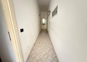 Foto 13 - Trilocale Via Giardini Reali
 
33/18, Caserta - foto 13