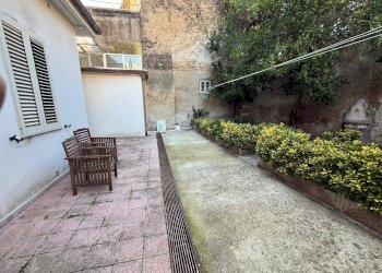 Foto 21 - Trilocale Via Giardini Reali
 
33/18, Caserta - foto 21