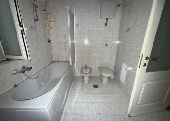 Foto 27 - Trilocale Via Giardini Reali
 
33/18, Caserta - foto 27