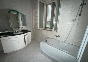 Foto 28 - Trilocale Via Giardini Reali
 
33/18, Caserta - foto 28