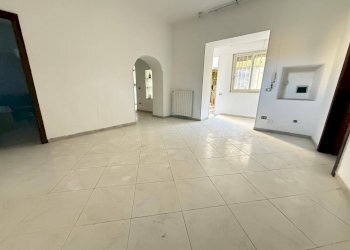 Foto 1 - Bilocale via dei giardini
 
33/18, Caserta - foto 1