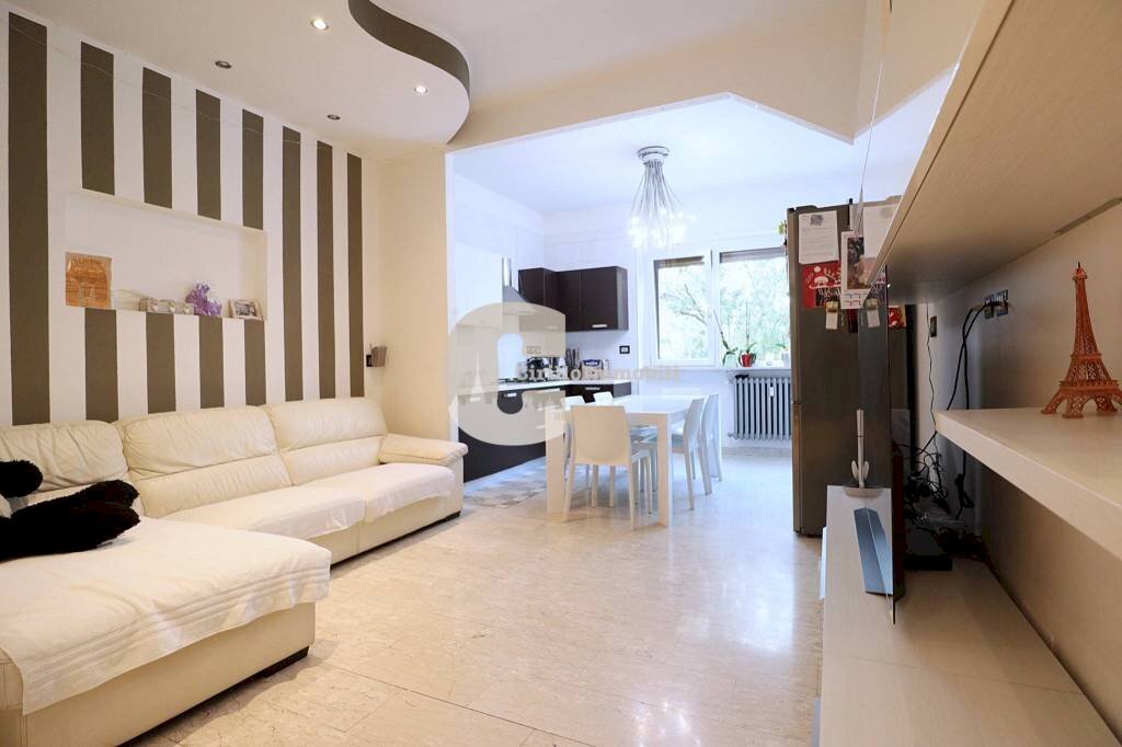 Salone - Trilocale Lungo Dora Voghera, 94, Torino - foto 3