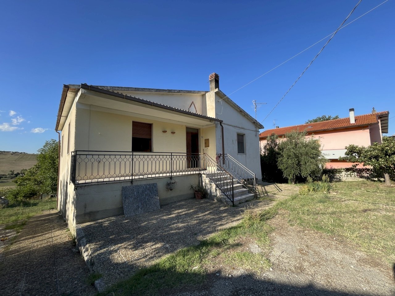 facciata - Casa indipendente Via Prati 16, Alanno - foto 1