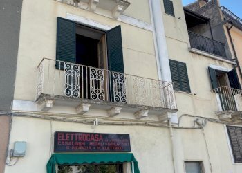 facciata - Casa indipendente Via Francesco Filomusi Guelfi 51, Tocco da Casauria - foto 3