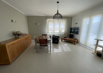 sala da pranzo - Villa Via Colle Grande 2, Alanno - photo 7