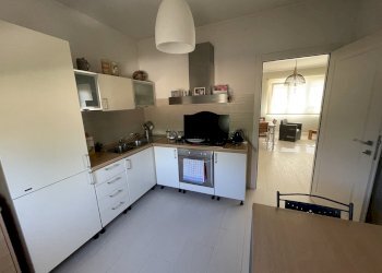 cucina - Villa Via Colle Grande 2, Alanno - photo 10