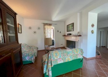 sala da pranzo - Casa indipendente Via Giovanni Falcone 15, Alanno - foto 6