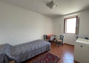 camera da letto - Casa indipendente Via Giovanni Falcone 15, Alanno - foto 15