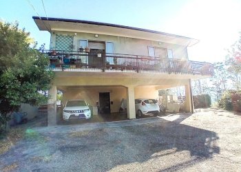 facciata - Casa indipendente via arenazze 99, Chieti - foto 2