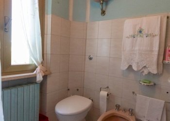 bagno - Casa indipendente Via Tavernola 44, Alanno - foto 12