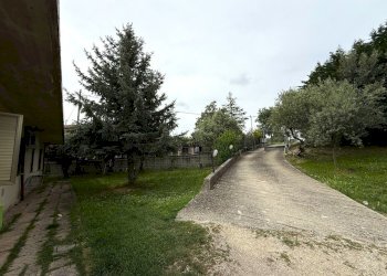 entrata - Independent house Contrada Solcano 84, San Valentino in Abruzzo Citeriore - photo 6