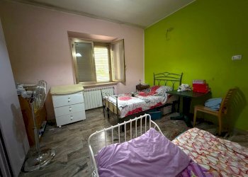 camera da letto - Independent house Contrada Solcano 84, San Valentino in Abruzzo Citeriore - photo 18