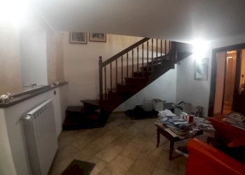 dettagli - Casa indipendente Vico I Rione Fara 5, Manoppello - foto 6