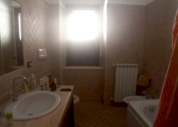 bagno - Casa indipendente Vico I Rione Fara 5, Manoppello - foto 12